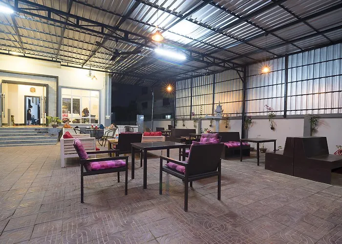 Hostel Agogo *